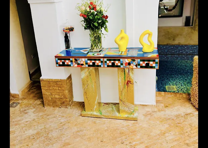 Riad Darna 4 Chambres Avec Piscine Et Petit Dejeuner